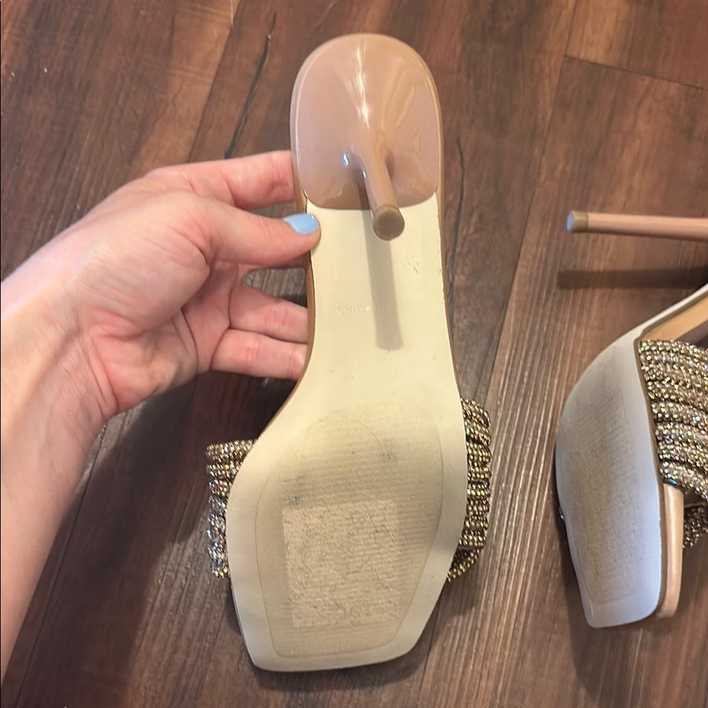 Steve Madden Gold Beaded Knot Slide Heels - Picture 4 of 6